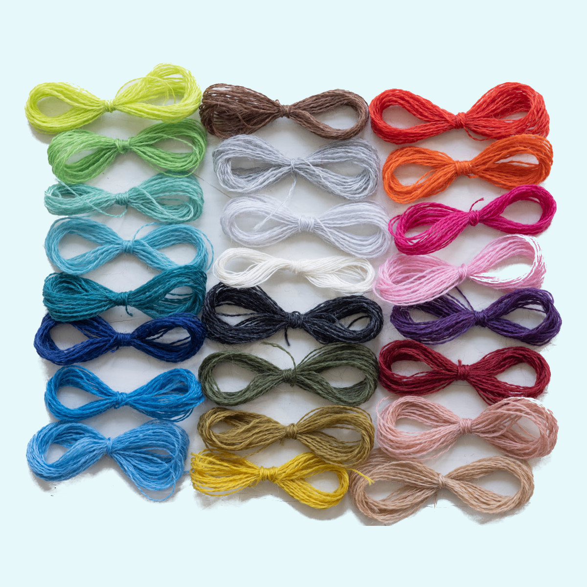 Original disana Stopfgarn zum Reparieren deiner Kleidung Original disana Stopfgarn aus BIO merino Schurwolle ca 2 meter lang - flicken & reparieren von Kinder Wollwalk Kleidung