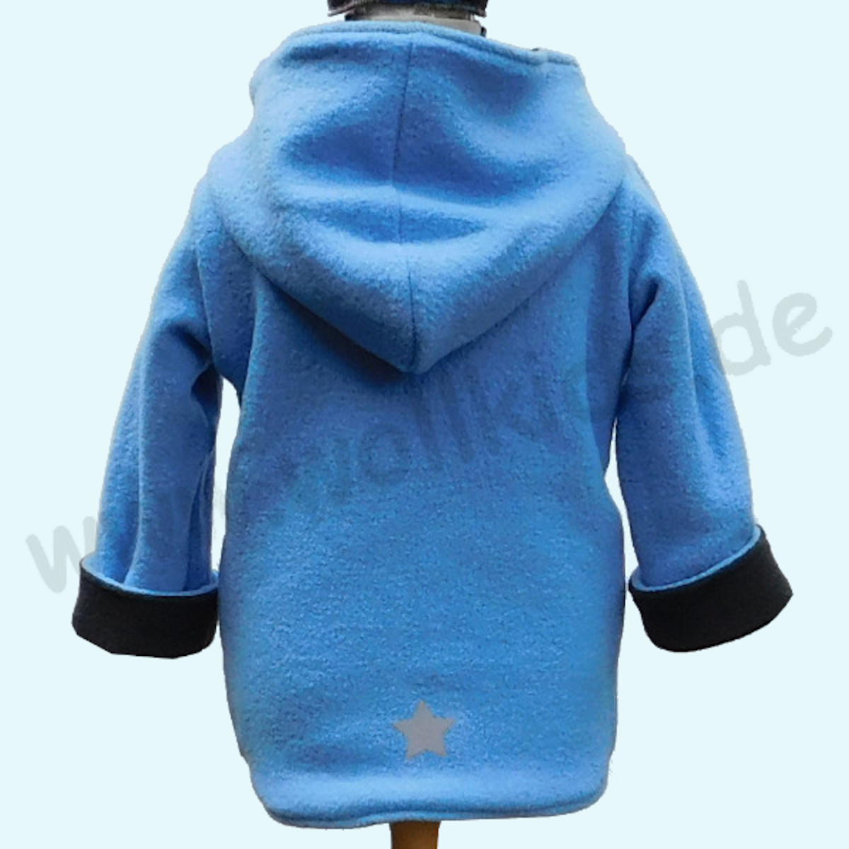 Wollkids Kinder Walkjacke mit Kapuze 100% Schurwolle - blau/anthrazit Wollkids Kinder Walkjacke für Waldkindergarten aus 100% Schurwolle - blau/anthrazit