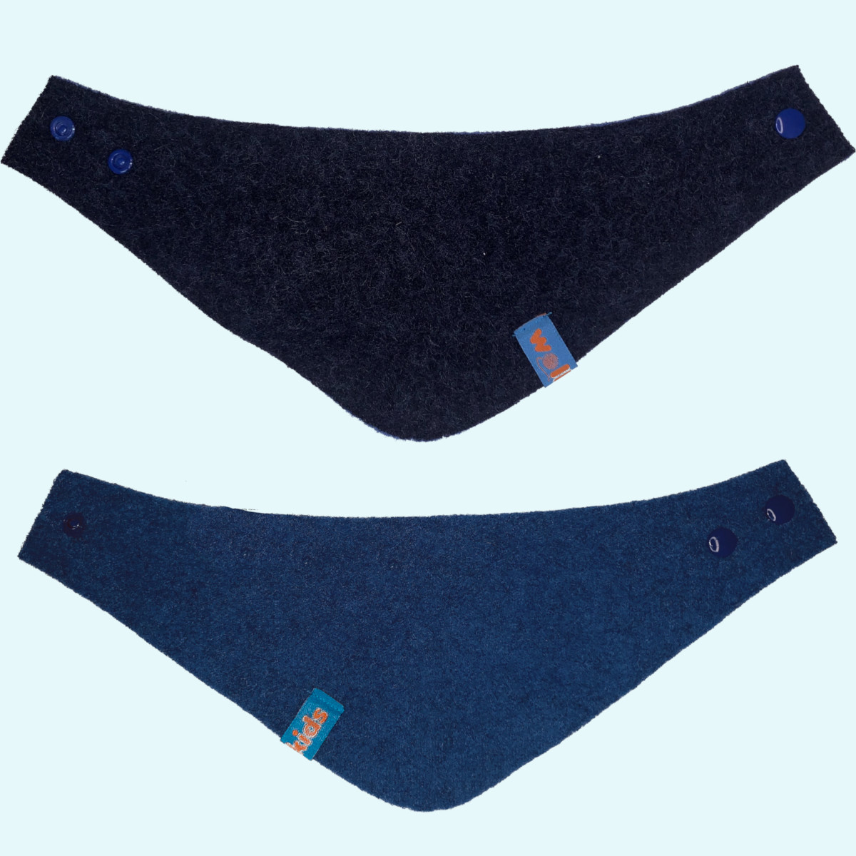 Warmes doubleface Wollwalk Halstuch mit Druckknopf von Wollkids Warmes doubleface Halstuch mit Druckknopf für Babys & Kinder aus 100% Merino Wollwalk von Wollkids