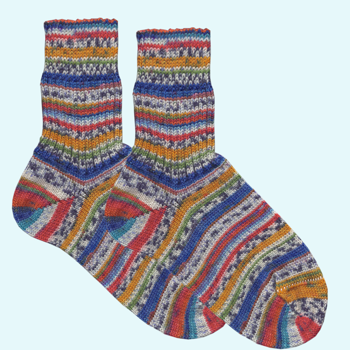 Dicke Wintersocken für Erwachsene aus Schurwolle - Grödo bunt Dicke & warme Wintersocken für Damen & Herren aus Schurwolle von Grödo - bunt