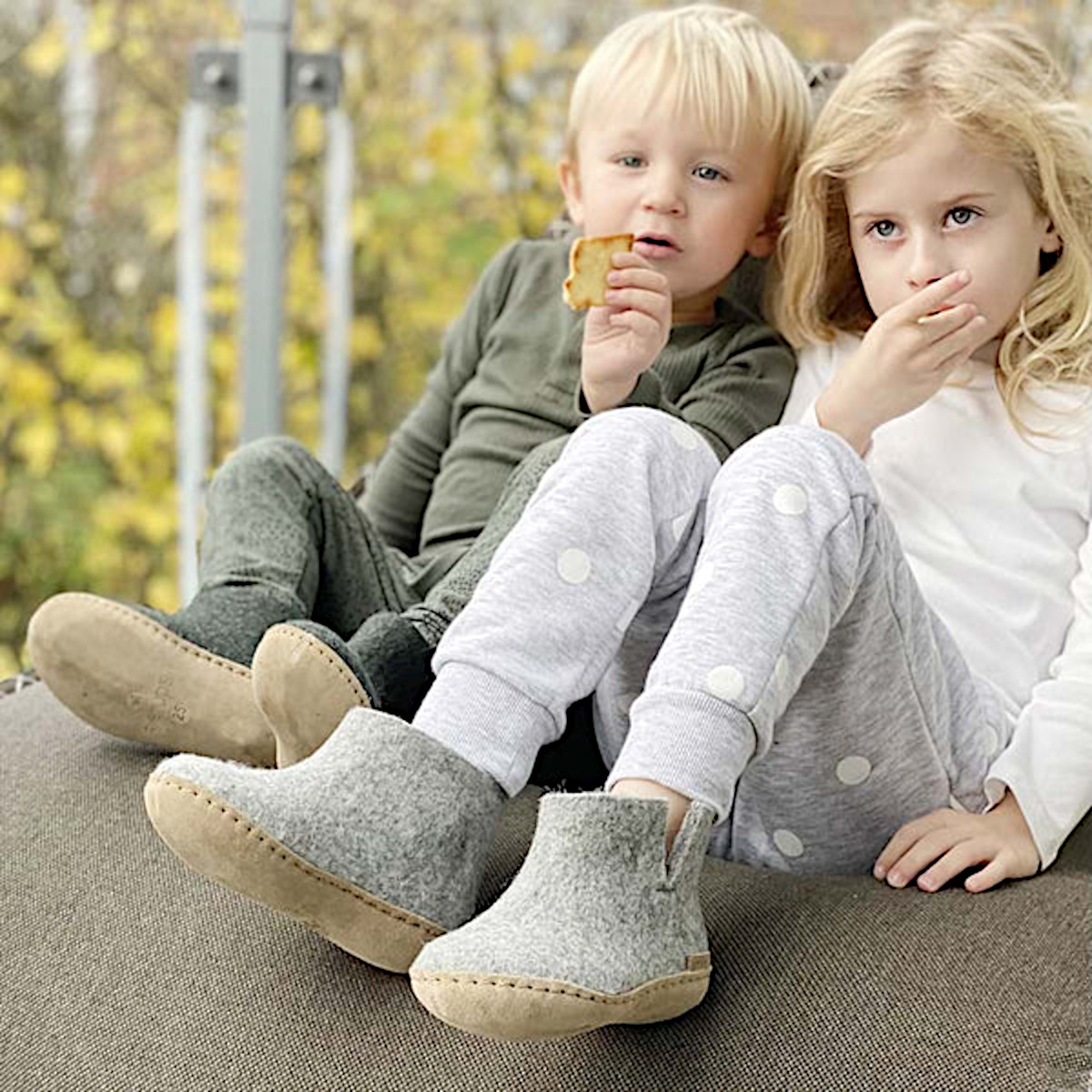 Die kuschelweichsten Kinder Hausschuhe aller Zeiten Süße Kinder Hausschuhe The Boot Junior aus Schurwollfilz