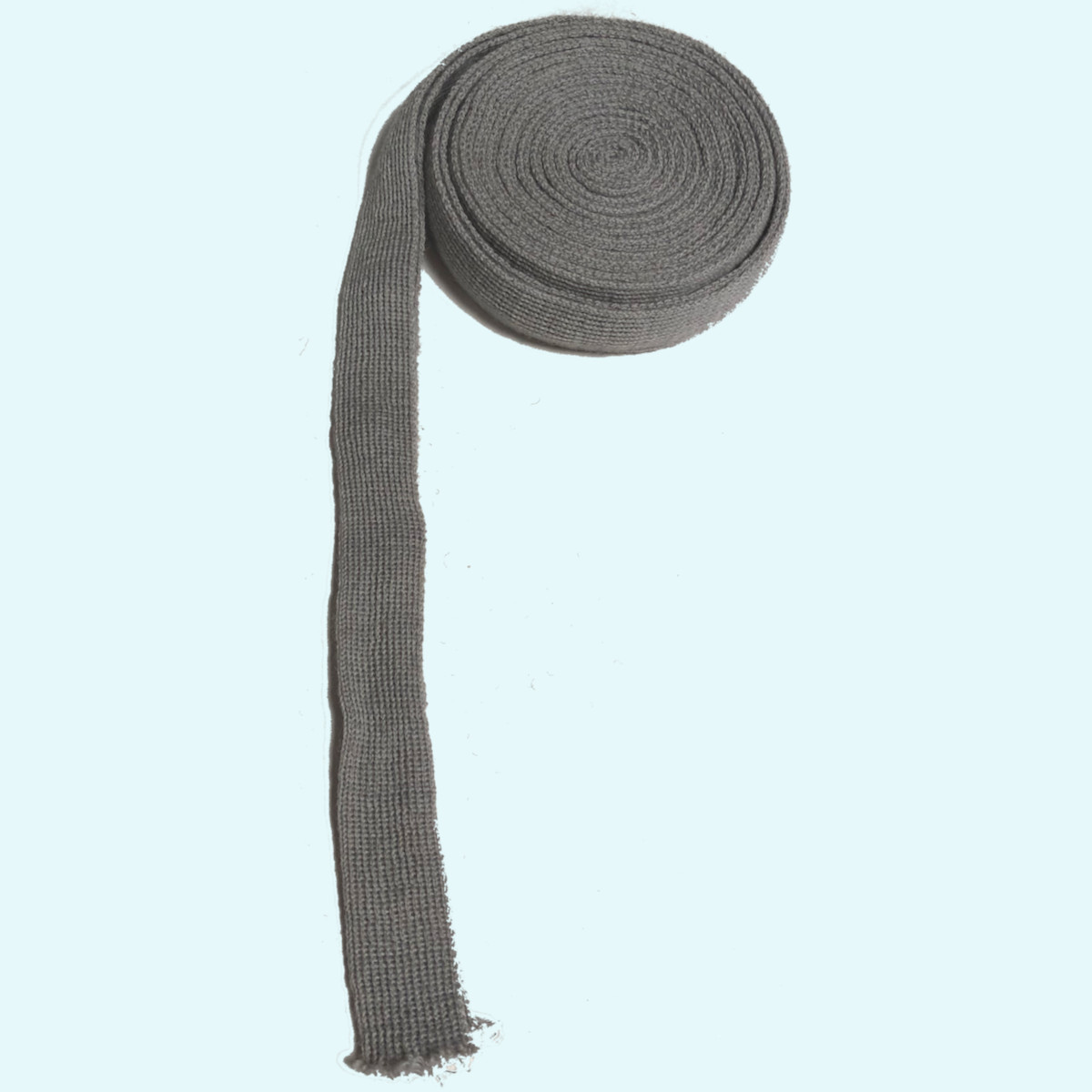 Hochwertiges Wolltresse Einfassband aus 100% Merinowolle von Wollkdis Hochwertige Wollkids Wolltresse Einfassband aus 100% Merinowolle in Meterware zum selber Nähen